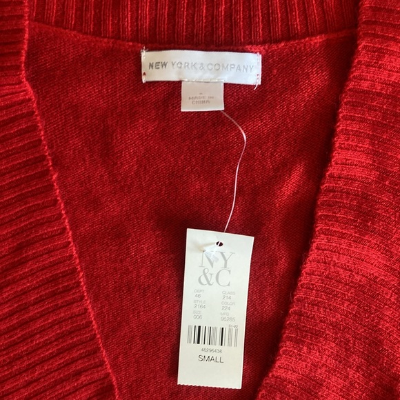 Small Sweater Bundle New York & Company NWT’S Sweater & Gap Sweater - Picture 2 of 12